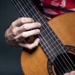 Internet Provides Essential Guide for Those Who Want to Learn How to Play Guitar